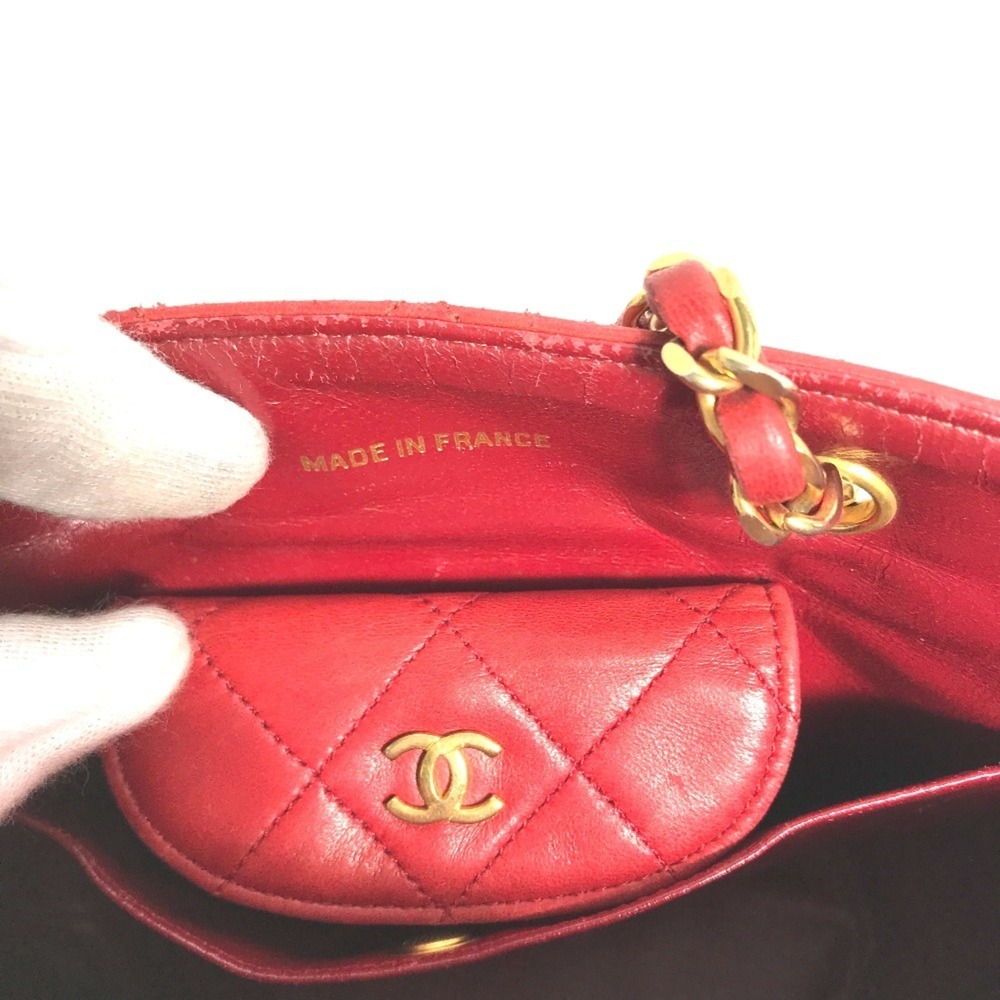 CHANEL Vintage Red Lambskin Leather Shoulder Bag - Picture 10 of 12